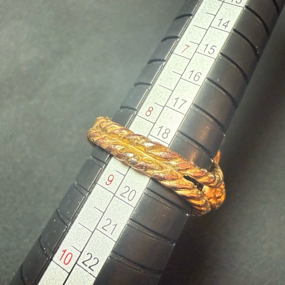 EUC 14kt yellow gold ring star 1758 AR Italy genuine ruby *RARE* size 8.5 - Picture 6 of 11